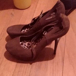 Heels slightly used